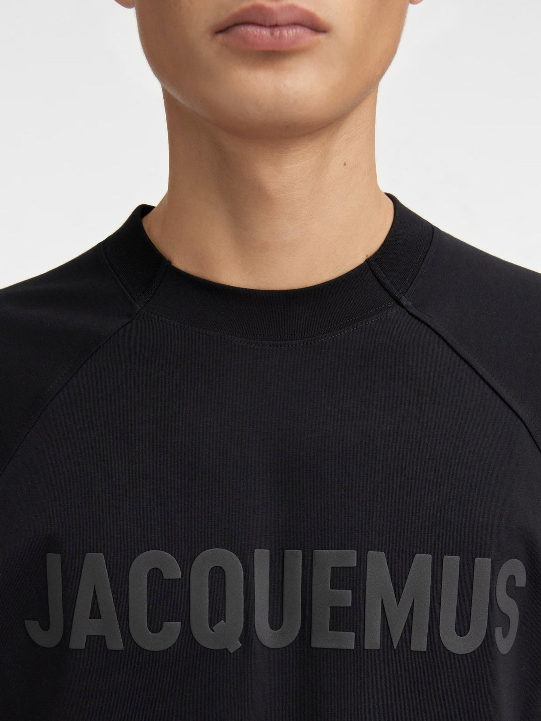 T-SHIRT JACQUEMUS